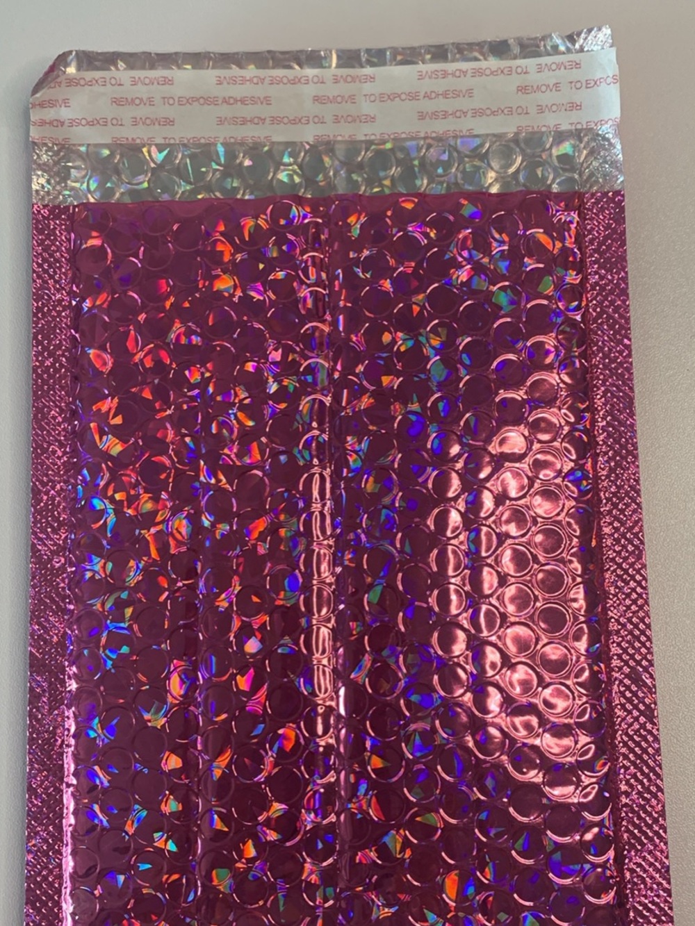 30 pcs Holographic Pink Bubble Mailers - Metallic Pink